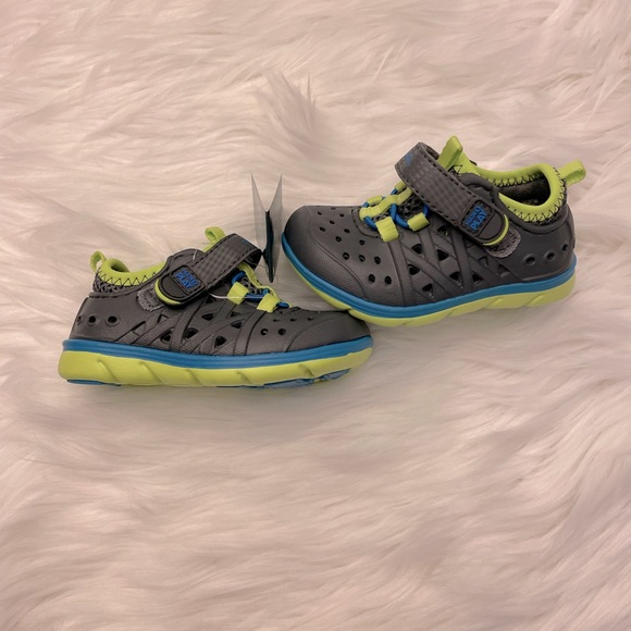 Stride Rite Other - Stride Rite Made2 Play Phibian Shoes *